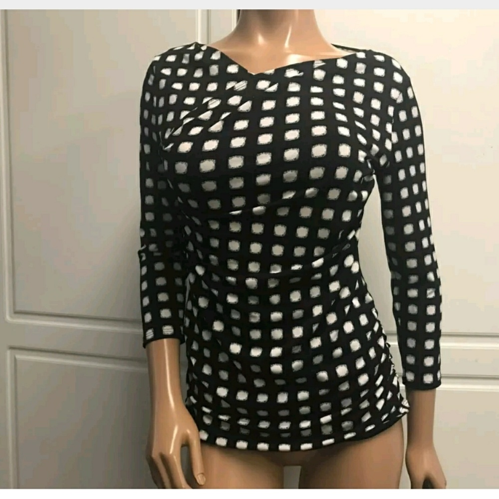 Vince Camuto small 3/4 sleeve layer cross shirt